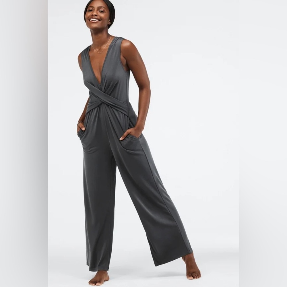 Fabletics Cristyn Wide-Leg Jumpsuit Size Small